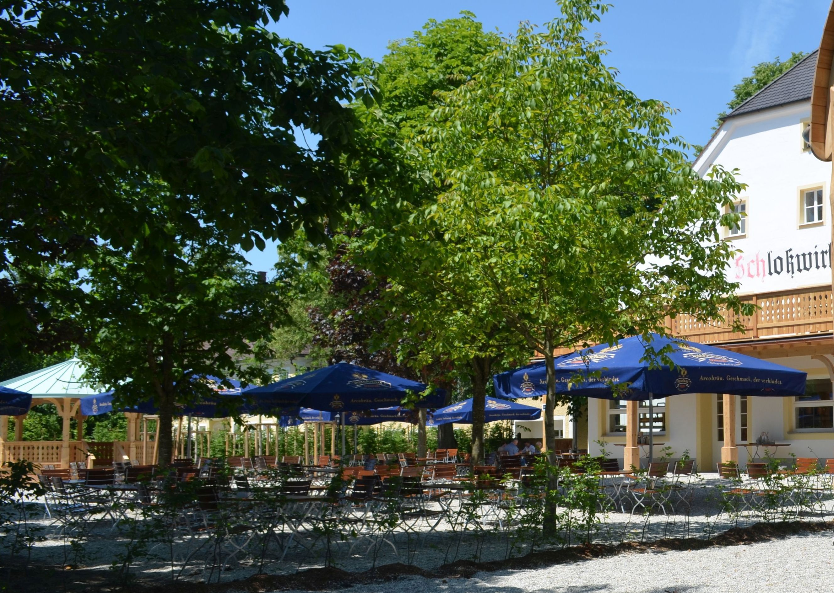 Schlosswirtschaft Biergarten_Bäume