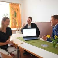 Das Team von Quimedo um die beiden Gründer Stefan Klein und Dr. Timo Steininger freute sich über das Interesse des Klinikums.