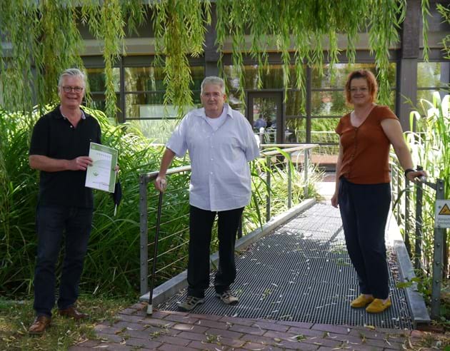 (v.l.) stv. Landrat Roman Fischer, Herbert Albert, Martina Obser (Untere Naturschutzbehörde)