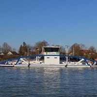 Donaufähre neu