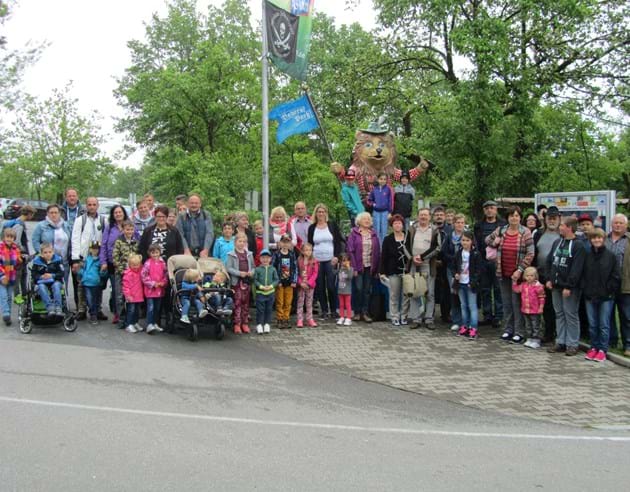 Ein Blick auf einen Teil der teilnehmenden Pflegefamilien.