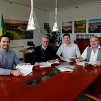 Neuer Pflegewegweiser Landkreis Deggendorf_10.11.2022.jpg