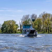 Niederalteich Fähre (LRA).jpg