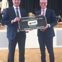 BGM Schmalhofer LR Sibler Eröffnung Bürgerhaus Plattling 2023.jpg