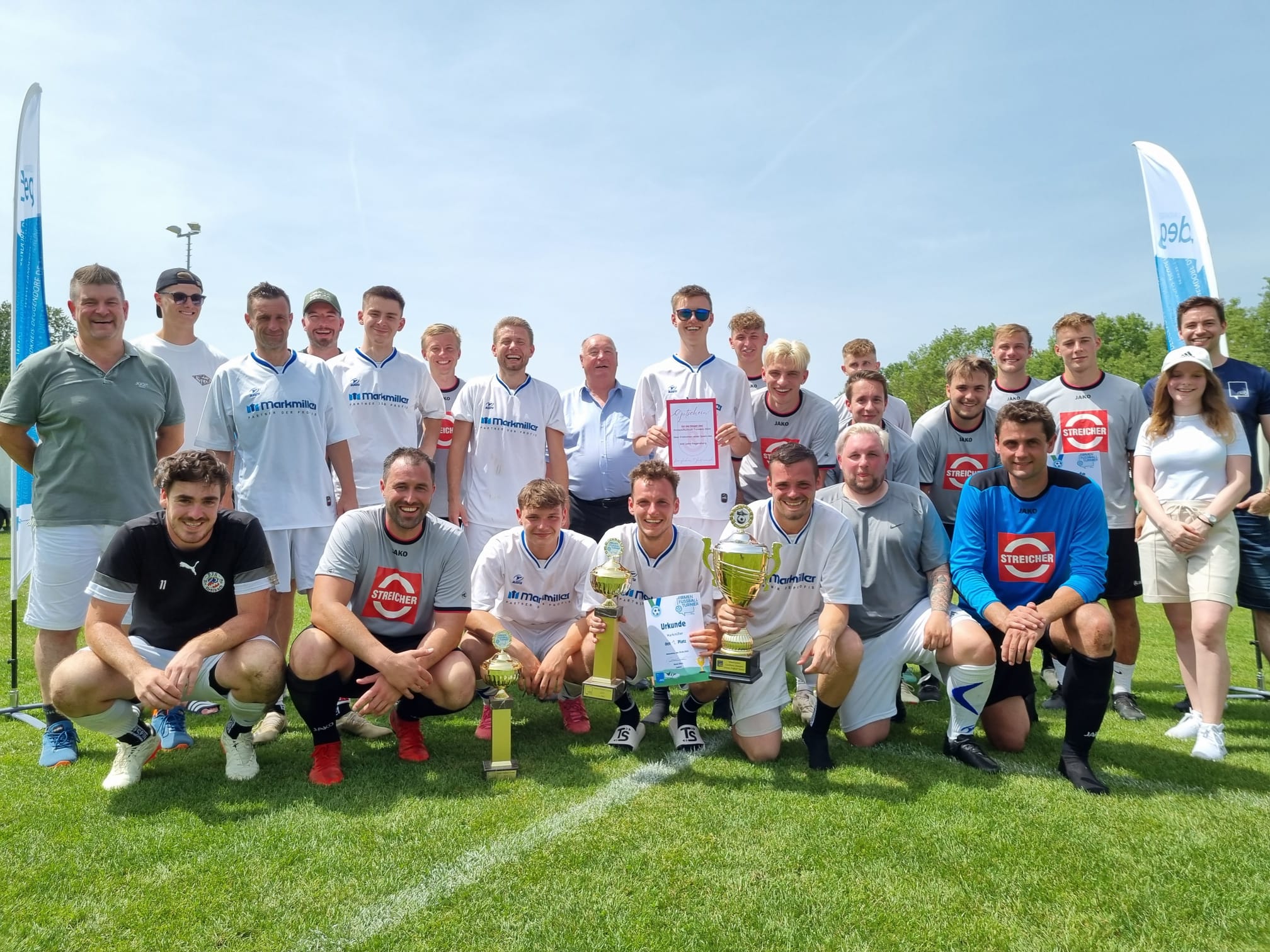 Siegerfoto Markmiller mit Streicher.JPG