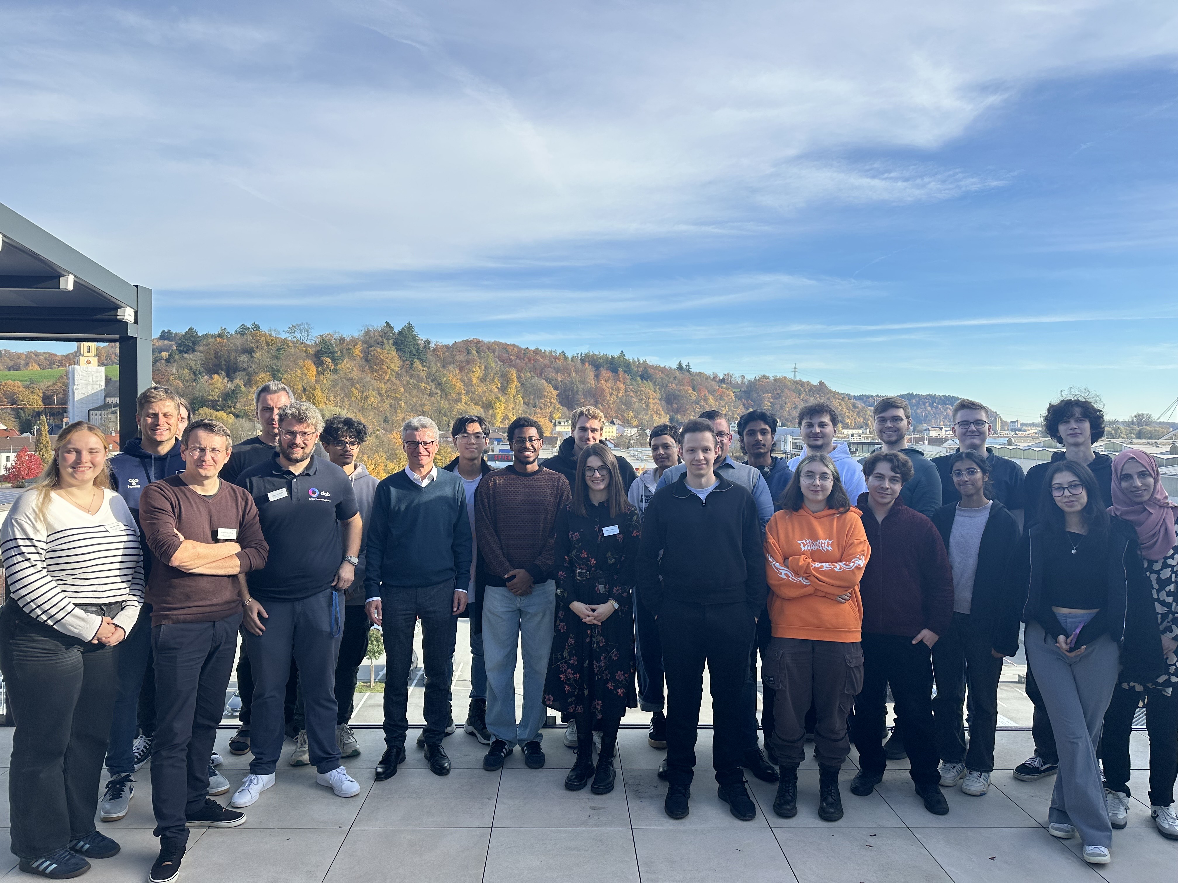 Die IT-Tour zu Gast bei der Fa. dab - Daten - Analysen & Beratung GmbH mit Landrat Bernd Sibler