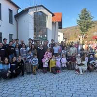 Landarztmacher beim Kindergarten Grattersdorf.jpeg
